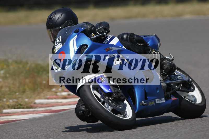 /Archiv-2023/28 05.06.2023 Moto Club Anneau du Rhin/vert-medium/35